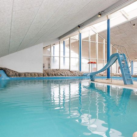 6 Person Holiday Home On A Holiday Park In Hemmet Exteriör bild
