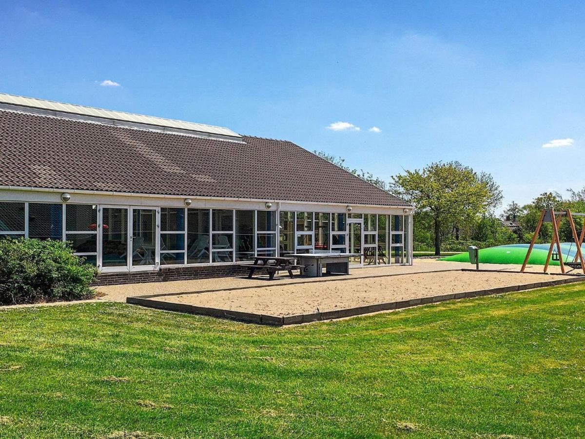 6 Person Holiday Home On A Holiday Park In Hemmet Exteriör bild