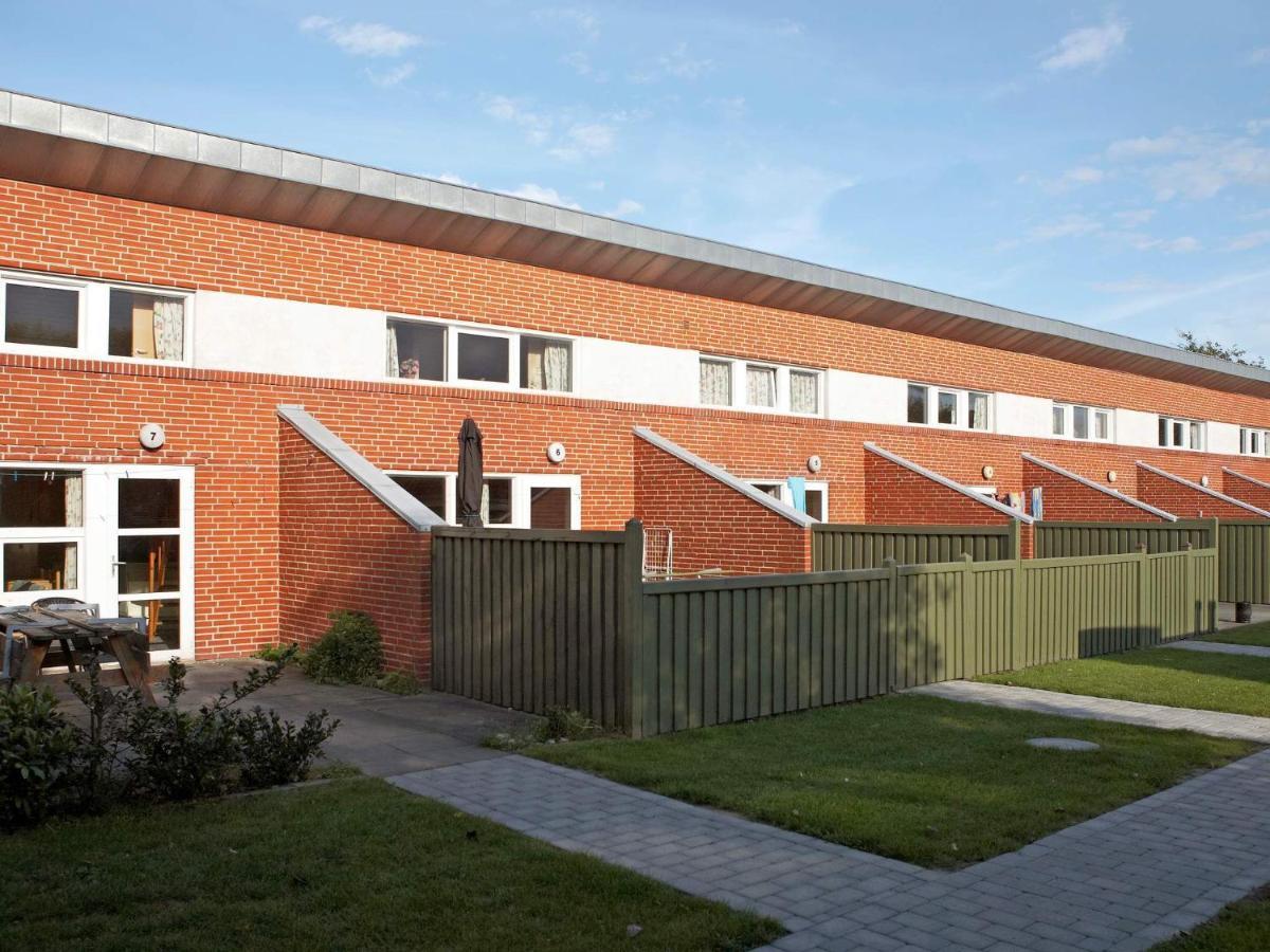 6 Person Holiday Home On A Holiday Park In Hemmet Exteriör bild
