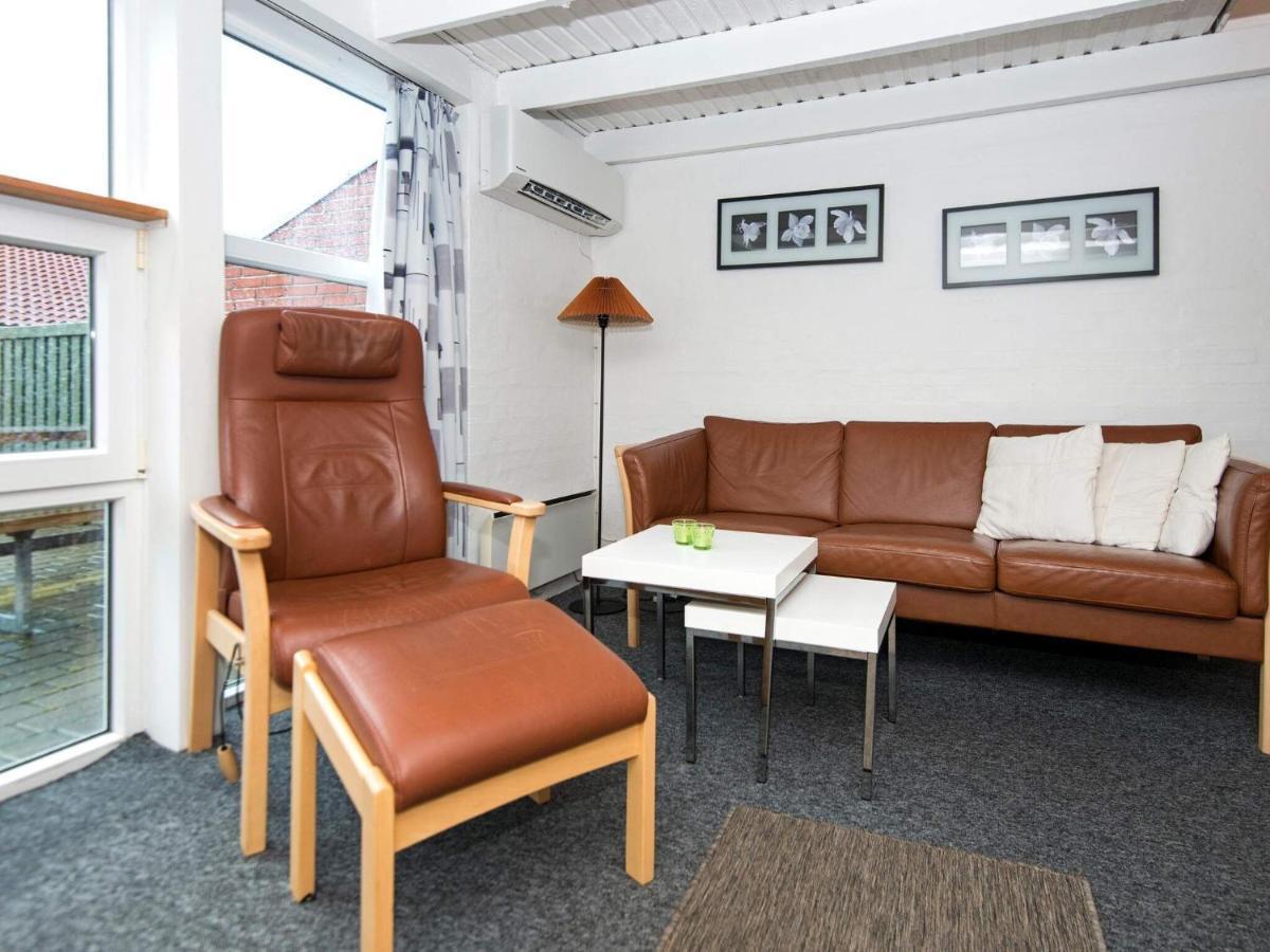 6 Person Holiday Home On A Holiday Park In Hemmet Exteriör bild