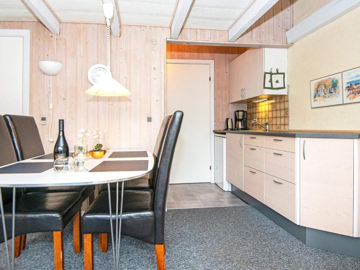 6 Person Holiday Home On A Holiday Park In Hemmet Exteriör bild