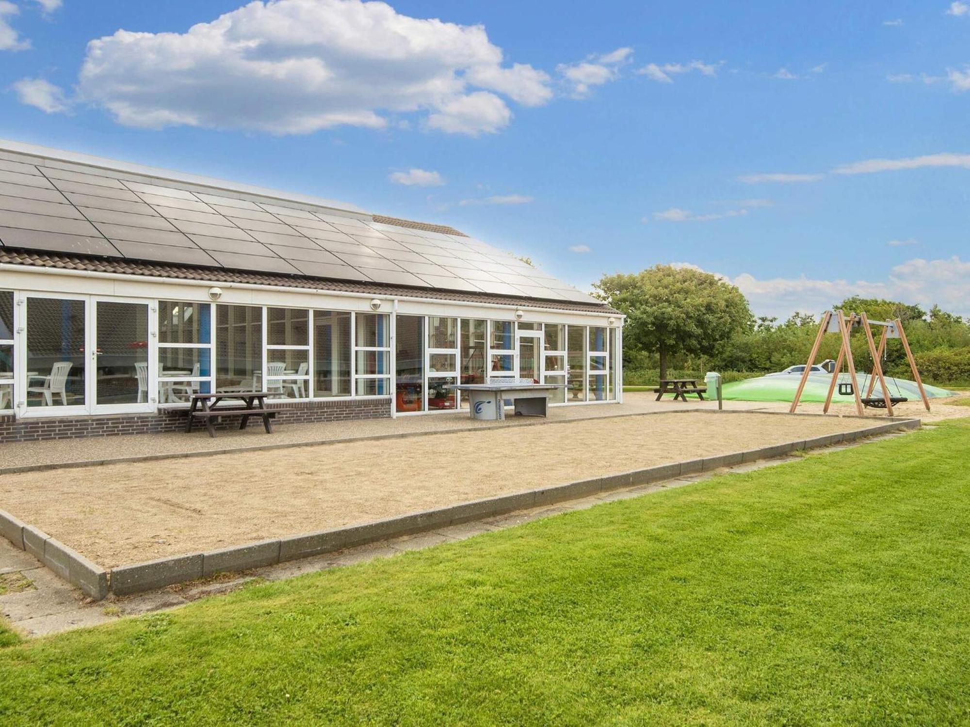 6 Person Holiday Home On A Holiday Park In Hemmet Exteriör bild